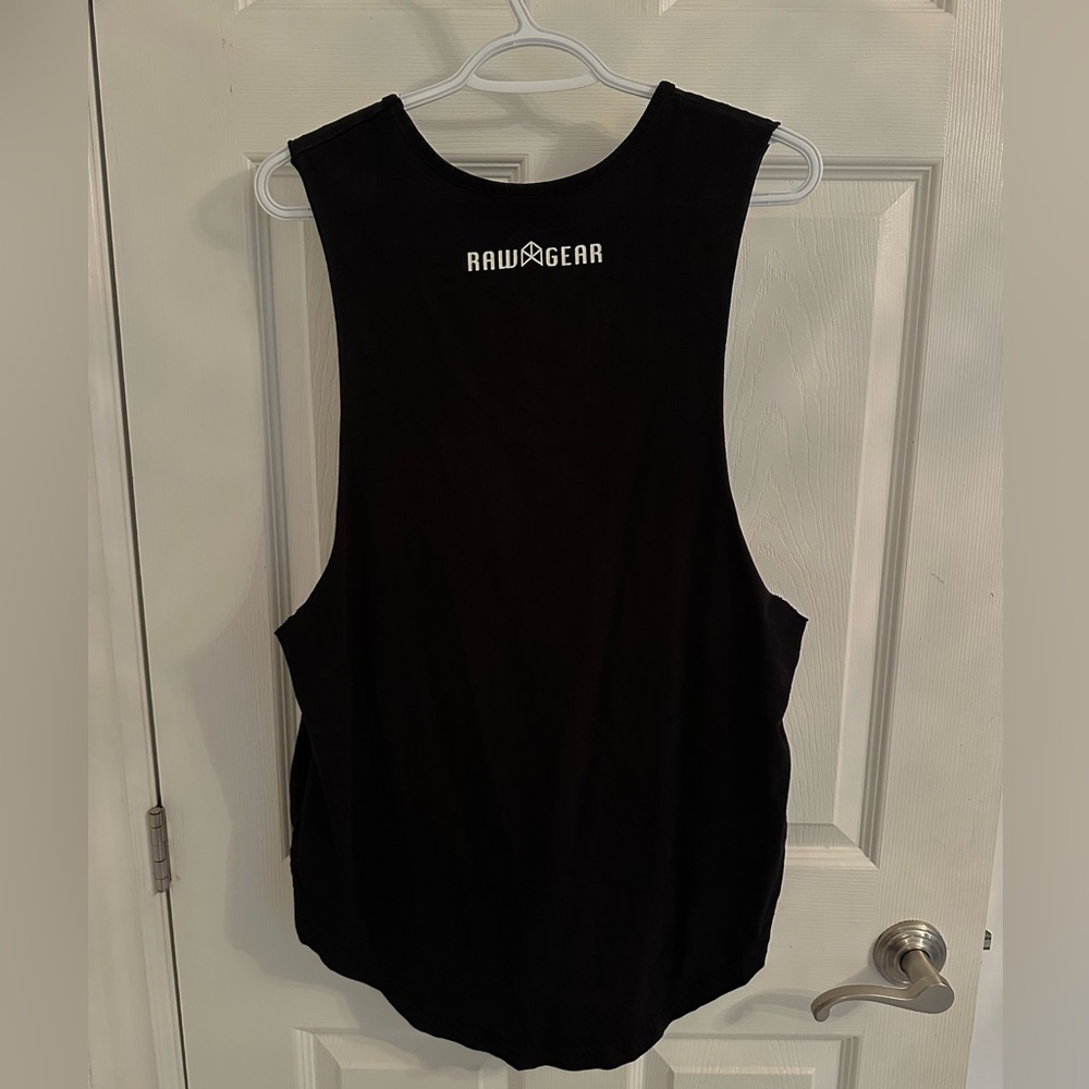 Men’s Stringer - Picture 2 of 2